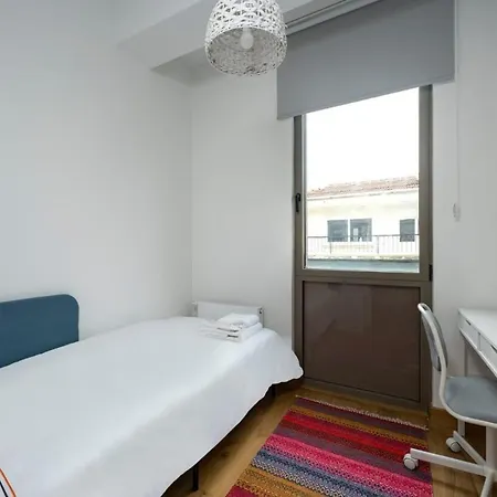 Charming Bright Brand New 2bd1bath Views 121 * Estambul